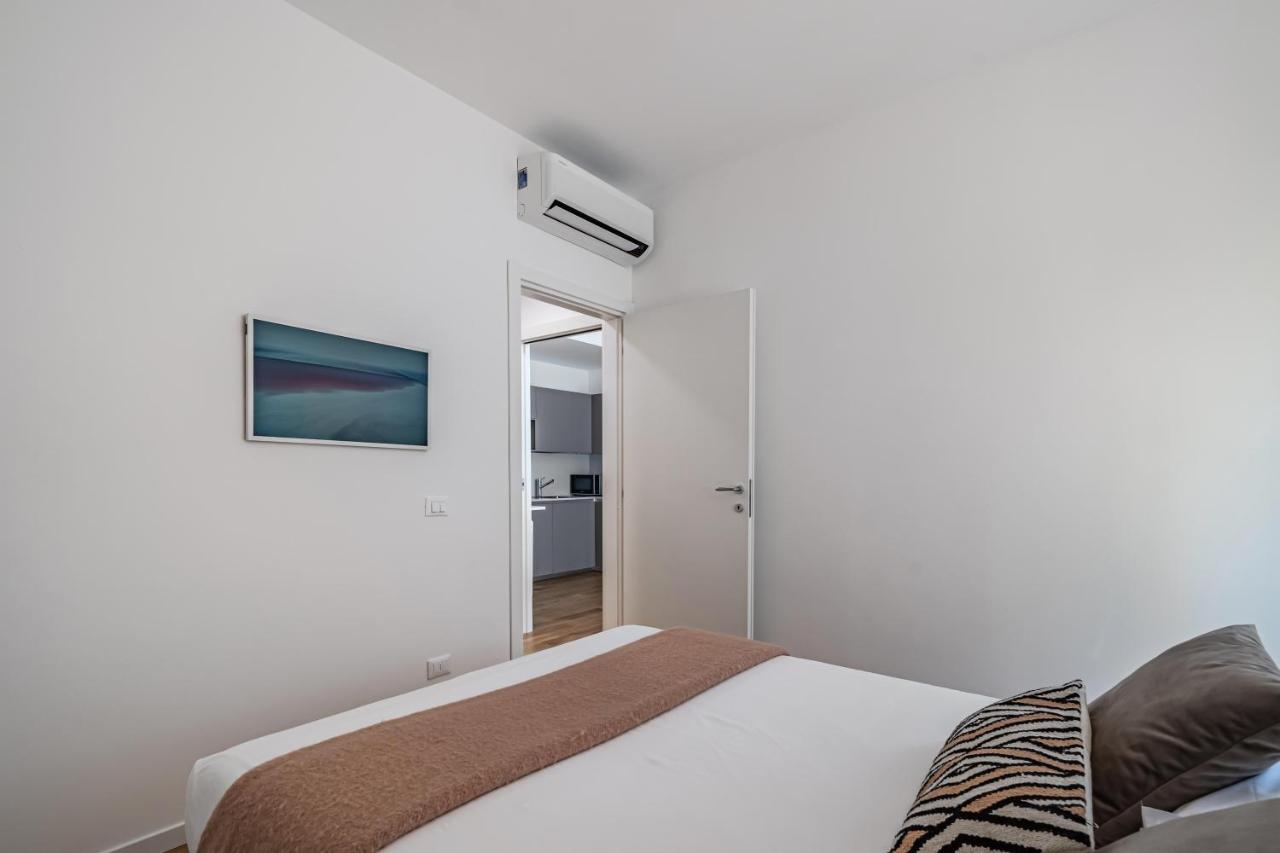 Milano Apartments S Agostino - Porta Genova Eksteriør bilde