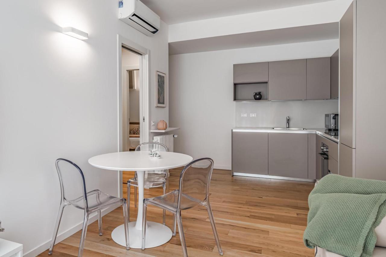 Milano Apartments S Agostino - Porta Genova Eksteriør bilde