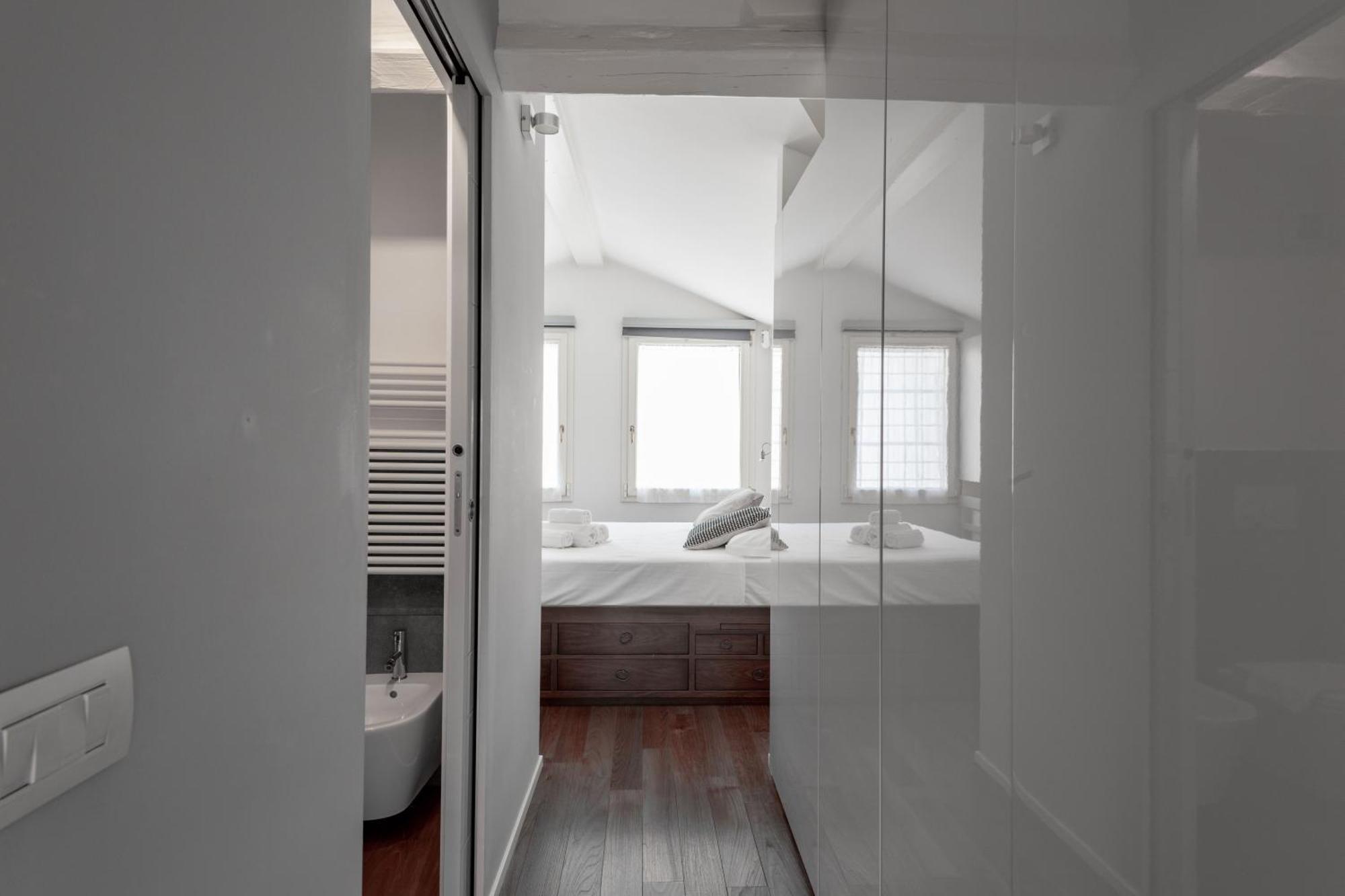 Milano Apartments S Agostino - Porta Genova Eksteriør bilde