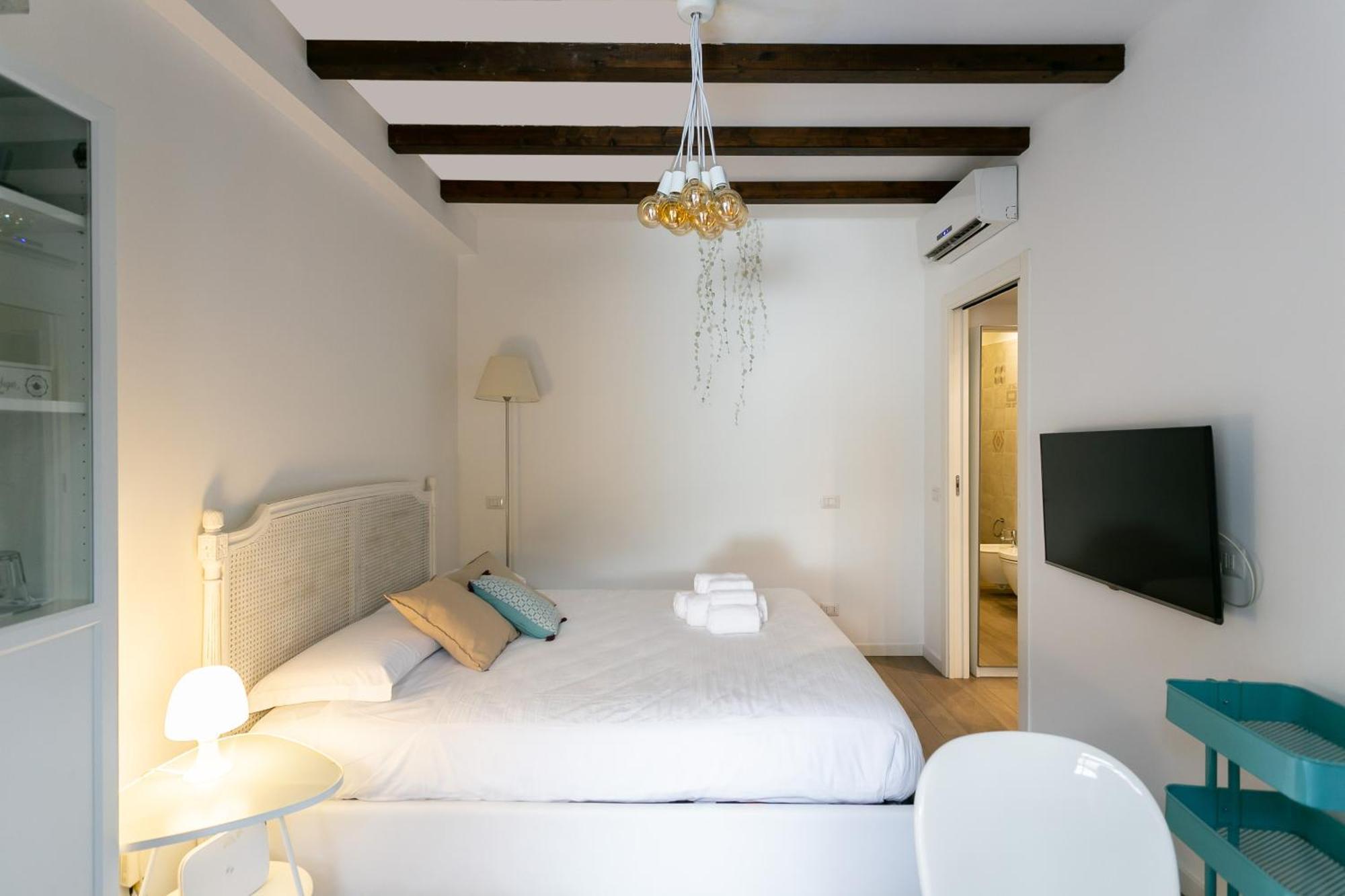 Milano Apartments S Agostino - Porta Genova Eksteriør bilde